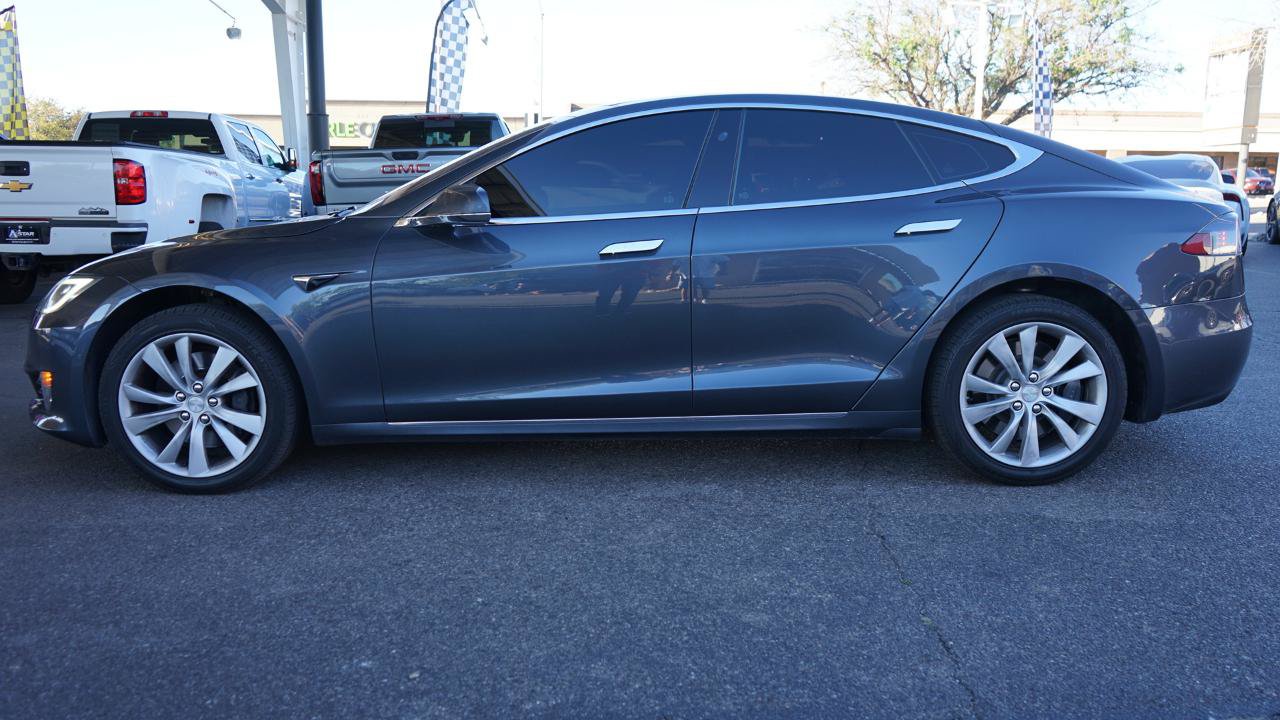 Used 2017 Tesla Model S 100D AWD/4WD image 3