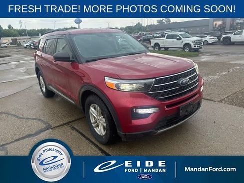 Used 2021 Ford Explorer XLT w/ Equipment Group 202A AWD/4WD image 1