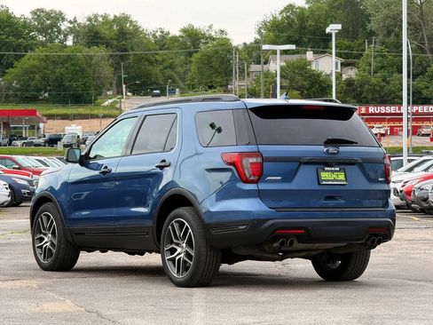 Used 2018 Ford Explorer Sport w/ Equipment Group 401A AWD/4WD image 2