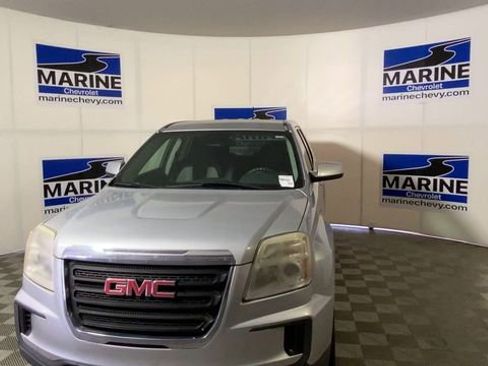 Used 2017 GMC Terrain SLE FWD image 5