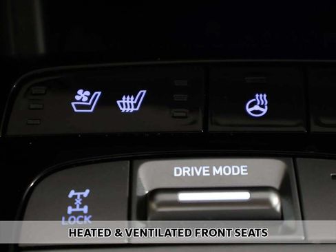 Certified 2024 Hyundai Tucson Limited AWD/4WD image 10