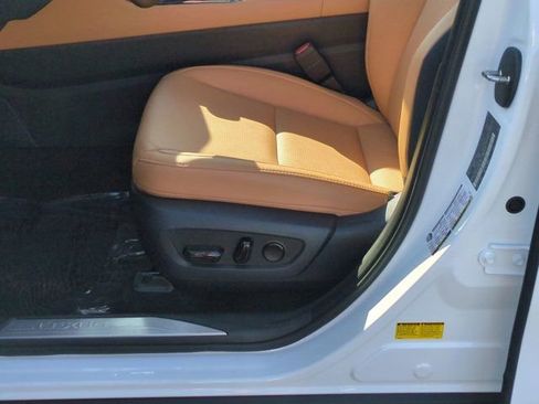 Used 2026 Lexus NX 350 350 Premium w/ Cold Area Package image 12