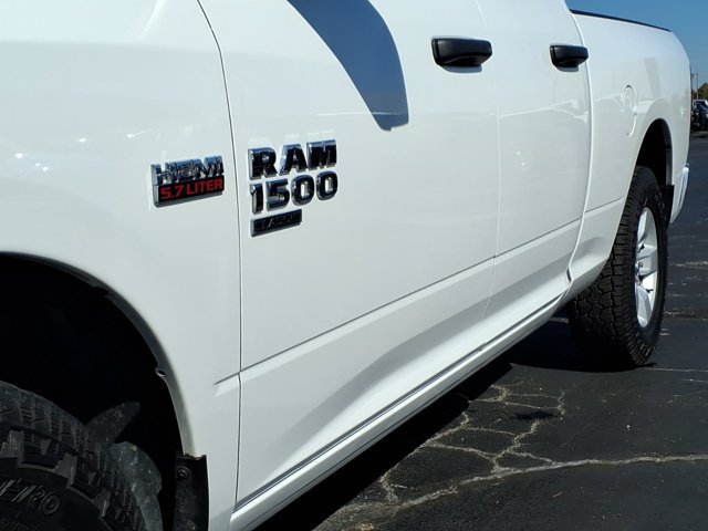 Used 2022 RAM 1500 Tradesman w/ Chrome Appearance Group RWD image 33