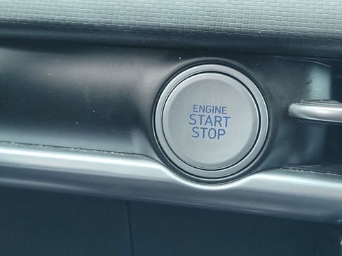 Used 2025 Hyundai Santa Cruz SE FWD image 31