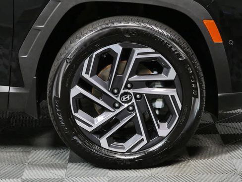 Used 2025 Hyundai Tucson Limited AWD/4WD image 38