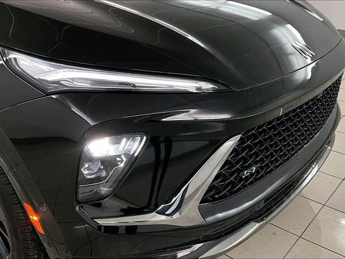 Used 2024 Buick Envision Sport Touring image 33