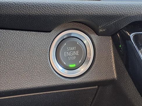 New 2026 Chevrolet Traverse Z71 w/ Driver Confidence Package image 21