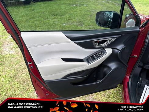 Used 2023 Subaru Forester Premium AWD/4WD image 12