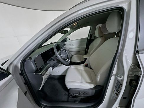 Used 2024 Hyundai Kona SEL image 13