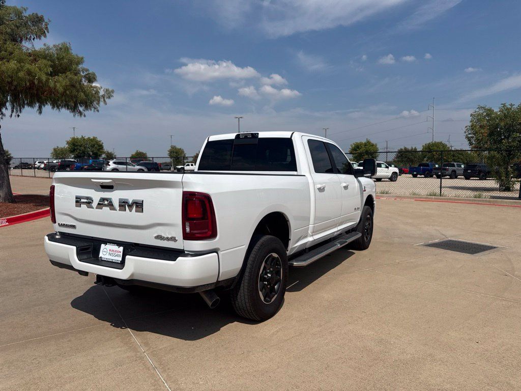 Used 2025 RAM 3500 Laramie AWD/4WD image 5