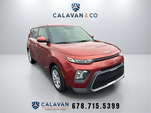Certified 2022 Kia Soul LX image 1
