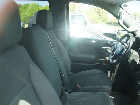 Used 2021 Chevrolet Silverado 1500 LT image 4