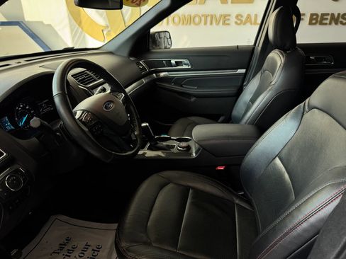 Used 2018 Ford Explorer Sport AWD/4WD image 23