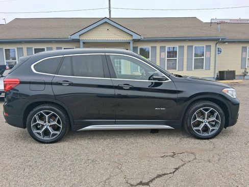 Used 2017 BMW X1 xDrive28i AWD/4WD image 6