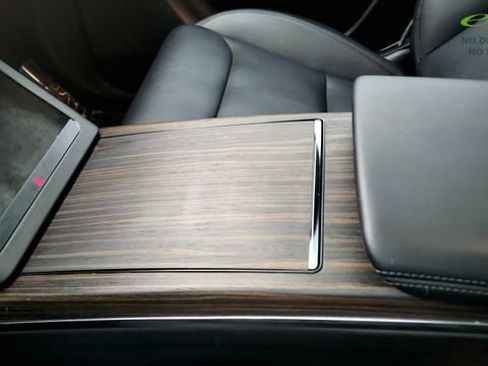 Used 2022 Tesla Model X AWD/4WD image 71