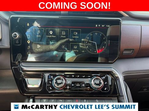 Used 2024 GMC Sierra 2500 Denali Ultimate w/ Max Trailering Package AWD/4WD image 8