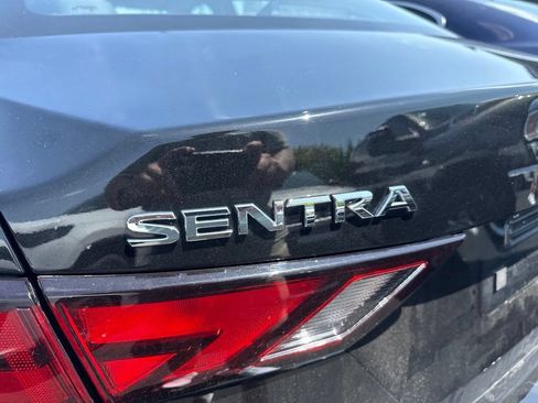 Used 2025 Nissan Sentra S FWD image 17