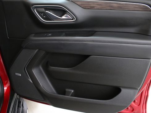 Used 2021 Chevrolet Tahoe LT image 34