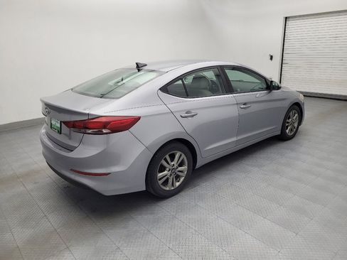 Used 2017 Hyundai Elantra SE FWD image 10