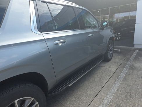 Used 2023 Chevrolet Suburban LS image 13