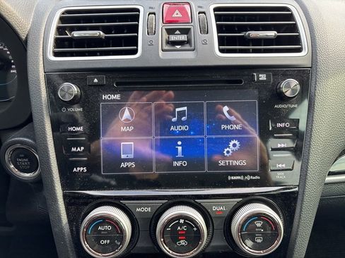 Used 2018 Subaru Forester 2.5i Touring w/ Popular Package #3B AWD/4WD image 19