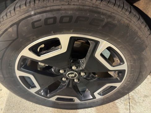 Used 2023 Ford Bronco Sport Outer Banks image 3