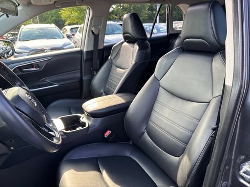 Used 2025 Toyota RAV4 XLE Premium w/ Weather Package AWD/4WD image 16