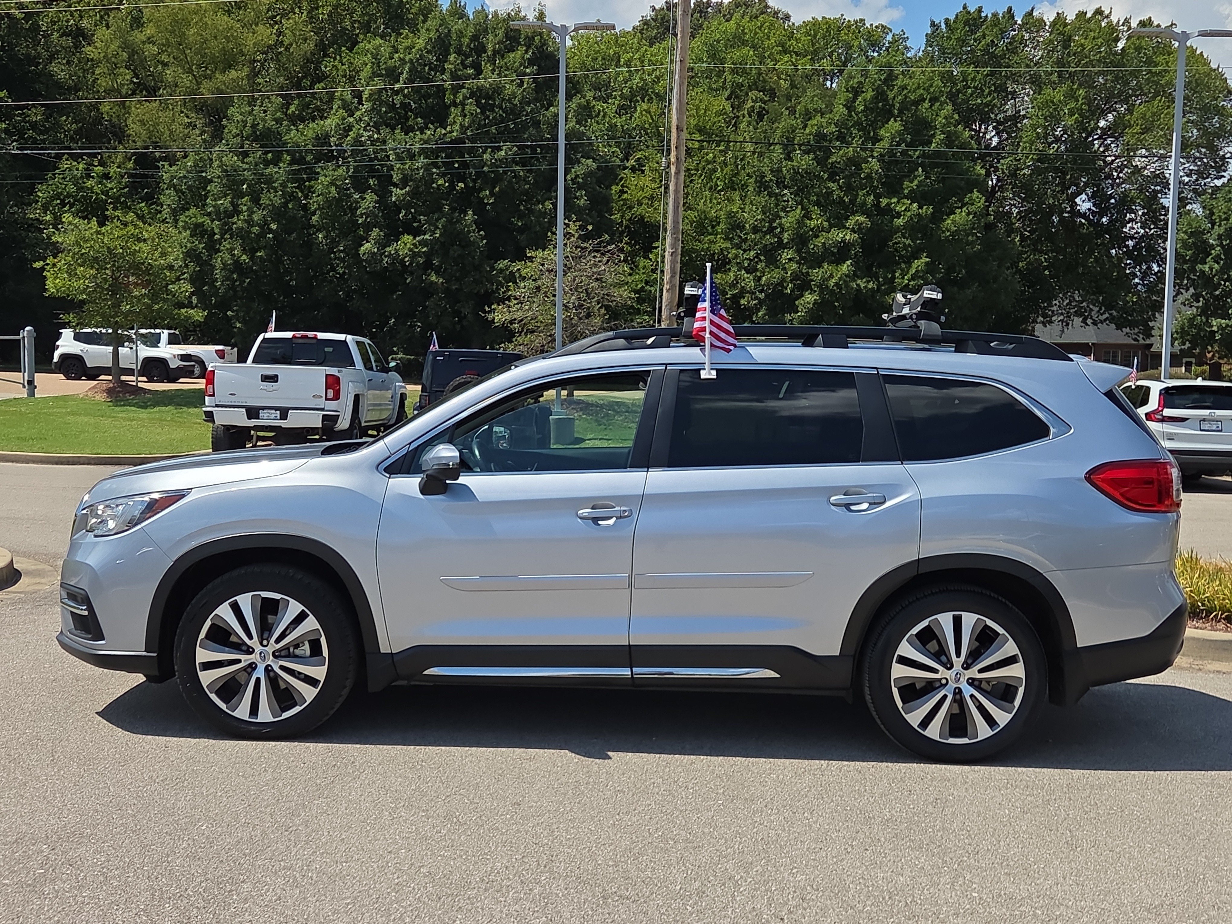 Used 2019 Subaru Ascent Limited AWD/4WD image 6