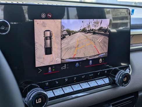 New 2026 GMC Canyon Denali w/ LPO, Denali Black Edition image 25