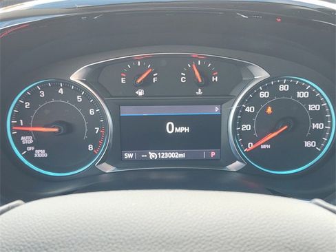 Used 2020 Chevrolet Traverse LT image 16