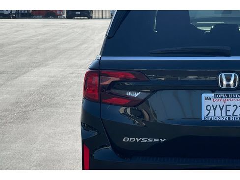 Certified 2026 Honda Odyssey EX-L image 14