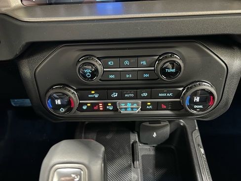 New 2026 Ford Bronco Outer Banks image 20