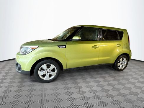 Used 2017 Kia Soul FWD image 5
