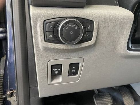 Used 2019 Ford F150 XLT w/ Equipment Group 302A Luxury AWD/4WD image 14