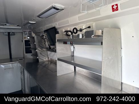 Used 2021 Mercedes-Benz Sprinter 4500 image 8