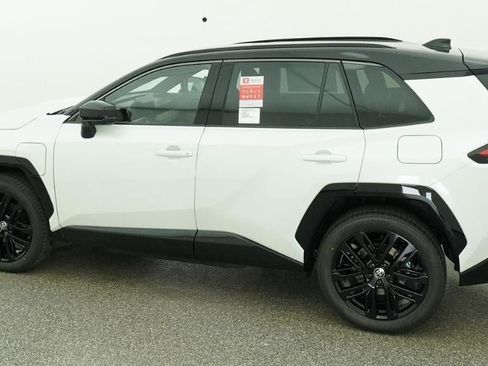 New 2026 Toyota RAV4 XSE AWD/4WD image 4