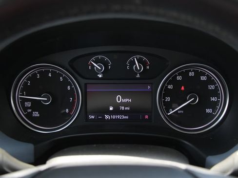 Used 2020 Buick Enclave Essence FWD image 18