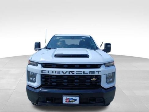 Certified 2022 Chevrolet Silverado 2500 Custom w/ Custom Convenience Package AWD/4WD image 8
