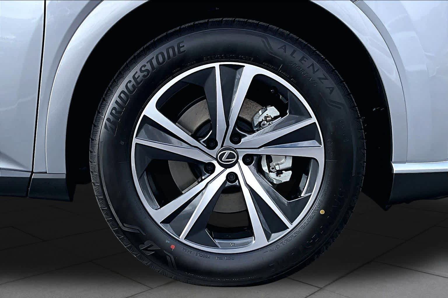 New 2026 Lexus RX 350 Premium FWD image 9