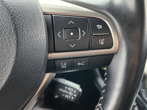 Used 2022 Lexus RX 450hL AWD w/ Premium Package image 41