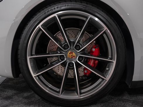 Used 2020 Porsche 911 Carrera 4S AWD/4WD image 29