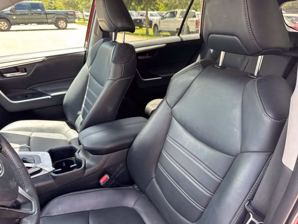 Used 2023 Toyota RAV4 XLE Premium FWD image 10