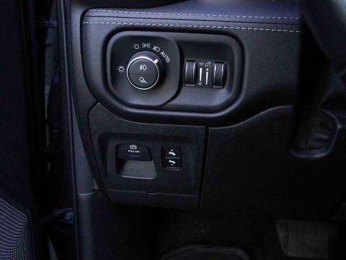 Used 2020 RAM 1500 Limited image 17