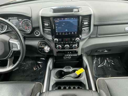 Used 2024 RAM 1500 Laramie image 11