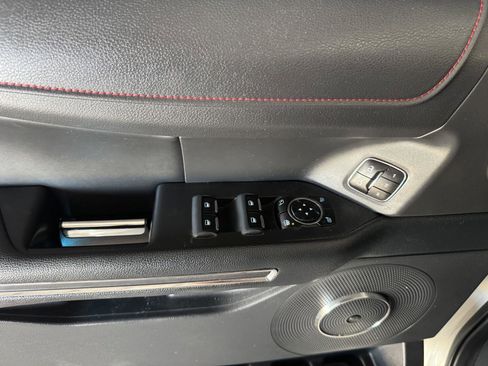 Used 2023 Ford Expedition Limited RWD image 27