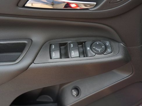 Certified 2022 Chevrolet Equinox LT AWD/4WD image 17