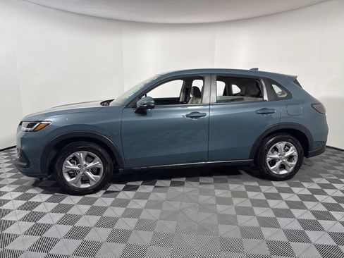 Used 2025 Honda HR-V LX image 3