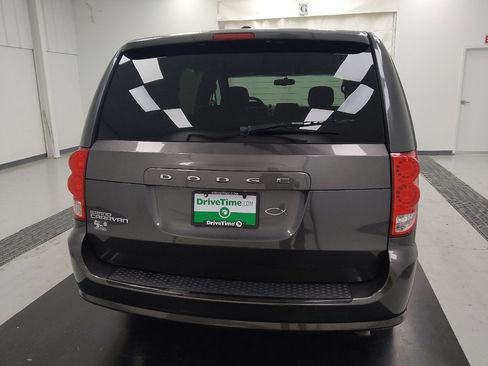 Used 2016 Dodge Grand Caravan SXT FWD image 7