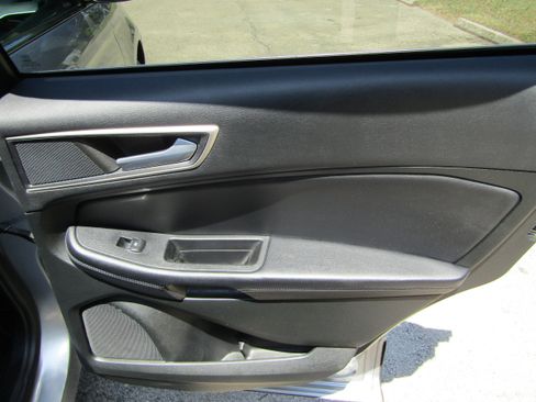 Used 2023 Ford Edge SEL w/ Convenience Package AWD/4WD image 15