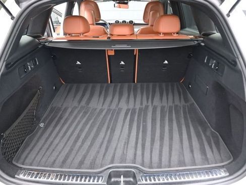 Used 2023 Mercedes-Benz GLC 300 image 10